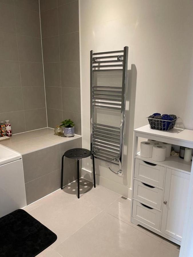 런던 Echo Court B&B 외부 사진