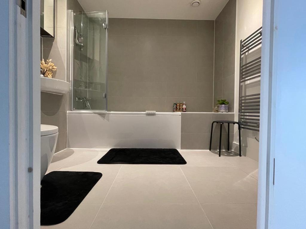 런던 Echo Court B&B 외부 사진